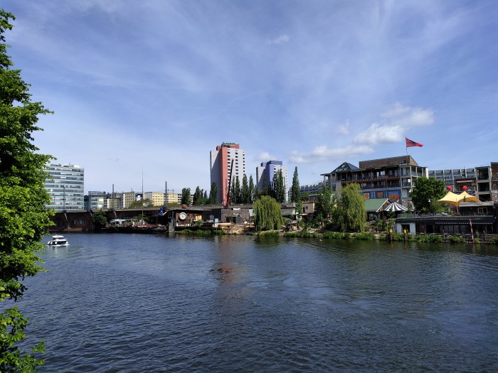 Bei der Hauptkamera des Axon 10 Pro ist die Belichtung gut. (Bild: Tobias Költzsch/Golem.de)